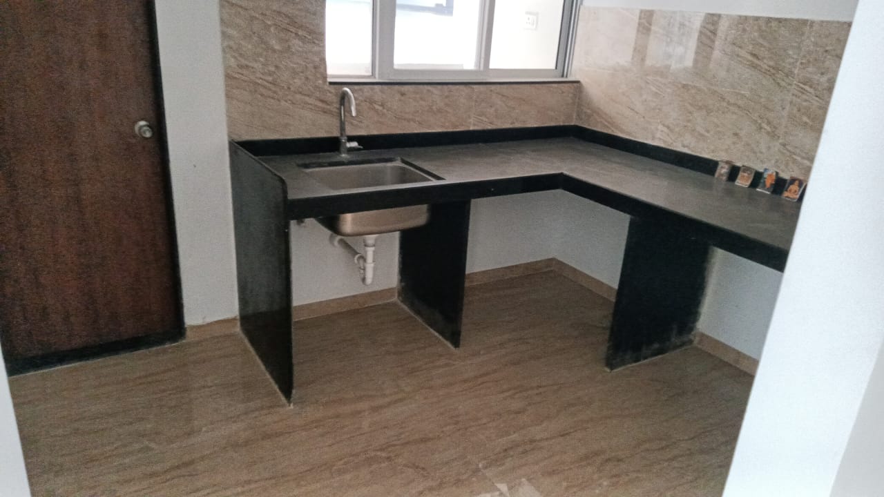 2 BHK 700 Sq.Ft. Apartment in VTP Leonara