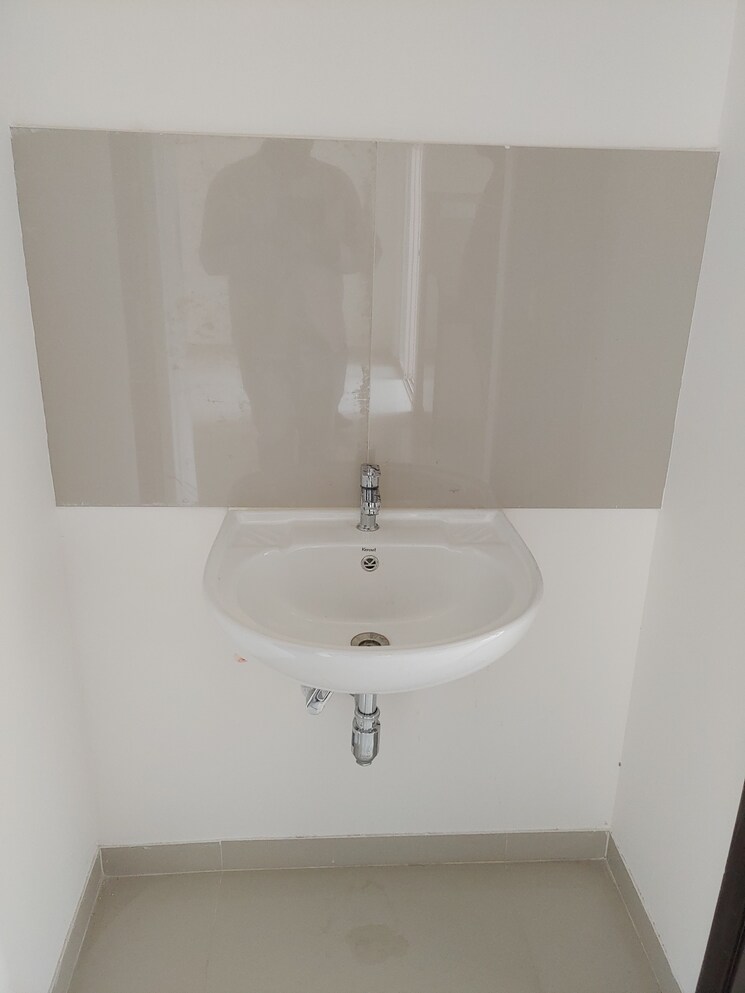 Bathroom, puranik-aldea-espanola 2 Bedroom 1000 Sq.Ft. Apartment In Baner Pune 7820793