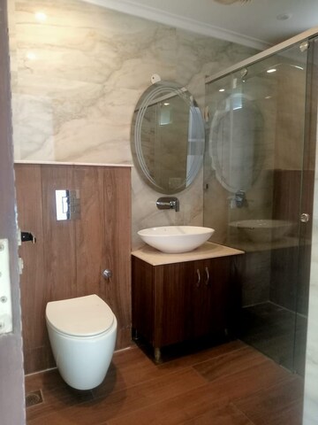 3 BHK Builder Floor For Rent in DLF Atria, Dlf Phase ii
