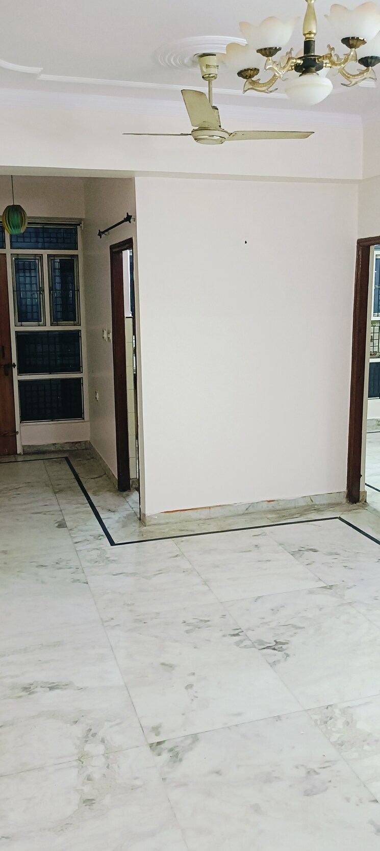 Room, anand vihar 1 Bedroom 675 Sq.Ft. Apartment In Anand Vihar Ghaziabad 7822036