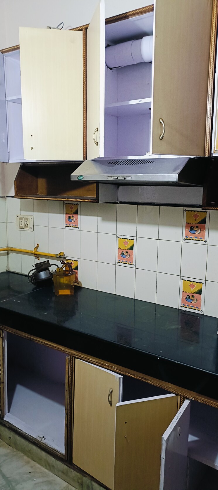 Kitchen, anand vihar 1 Bedroom 675 Sq.Ft. Apartment In Anand Vihar Ghaziabad 7822036