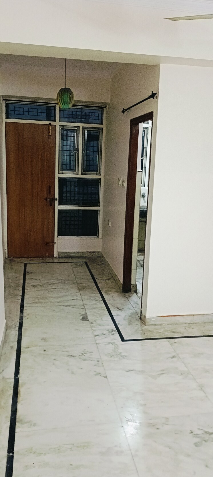 Room, anand vihar 1 Bedroom 675 Sq.Ft. Apartment In Anand Vihar Ghaziabad 7822036