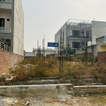  Plot – Exterior View View at Eros Sampoornam Mart, Sector 2 Greater Noida - for Sale