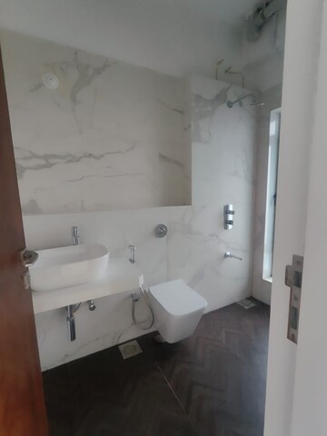 रेसिडेंशियल फ्लैट वर्ग फुट फॉर रेंट इन बायकुल्ला वेस्ट मुंबई  7822114