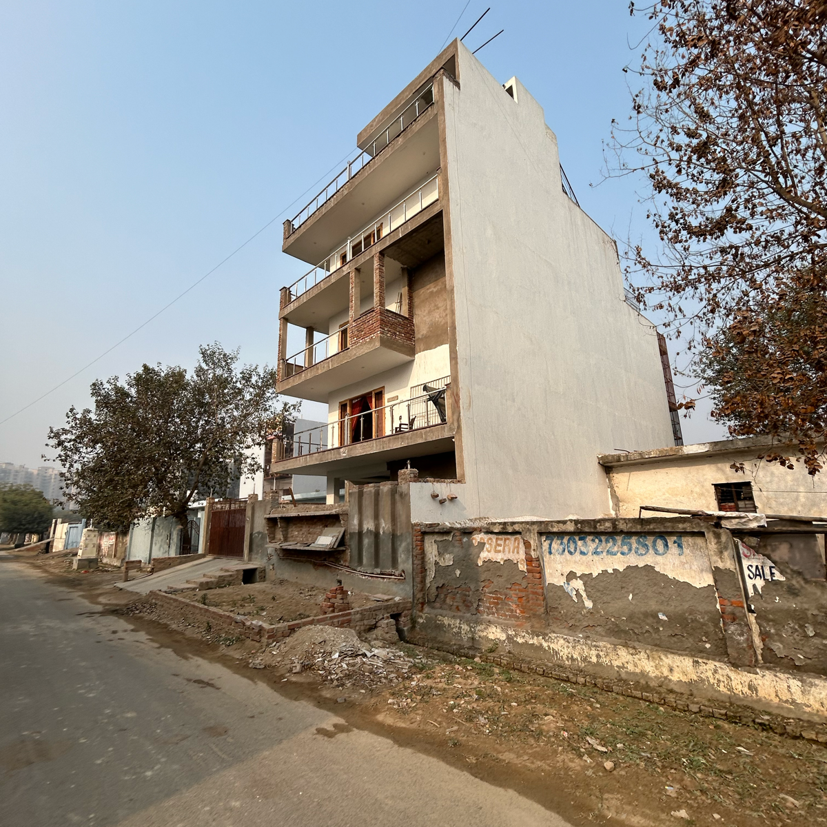 Plot For Sale in Eros Sampoornam III