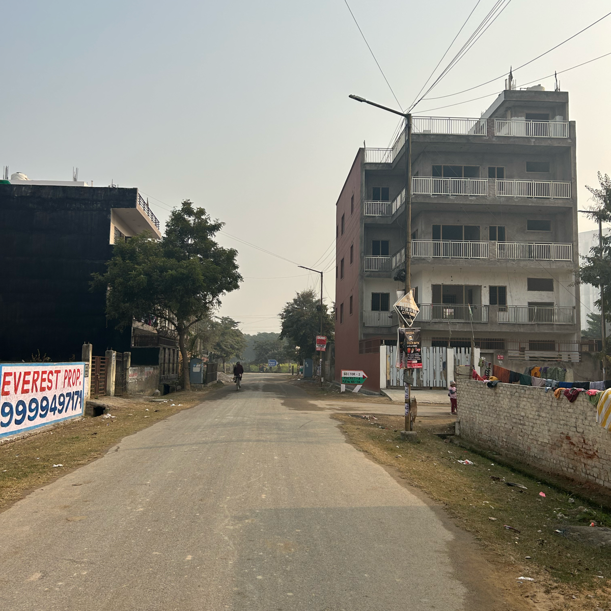 Plot For Sale in Eros Sampoornam III