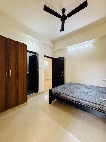 Bedroom in 2 BHK Apartment at Kondapur – for Rent