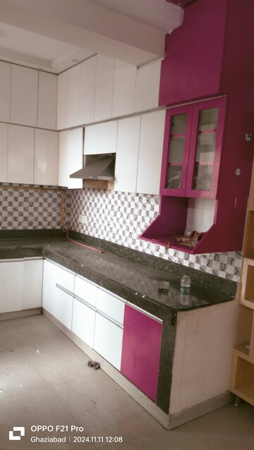 3 BHK Apartment For Rent in SG Oasis, Vasundhara Sector 2b