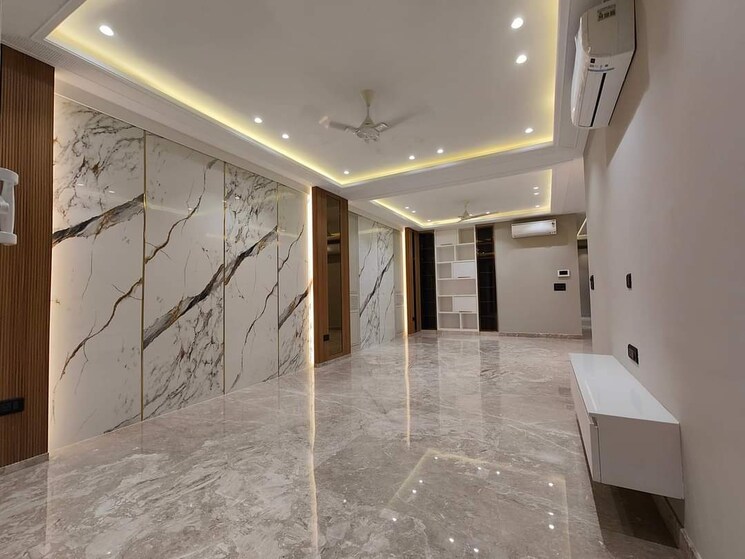 Room, sector 5 2 Bedroom 1210 Sq.Ft. Builder Floor In Sector 5 Gurgaon 7822524