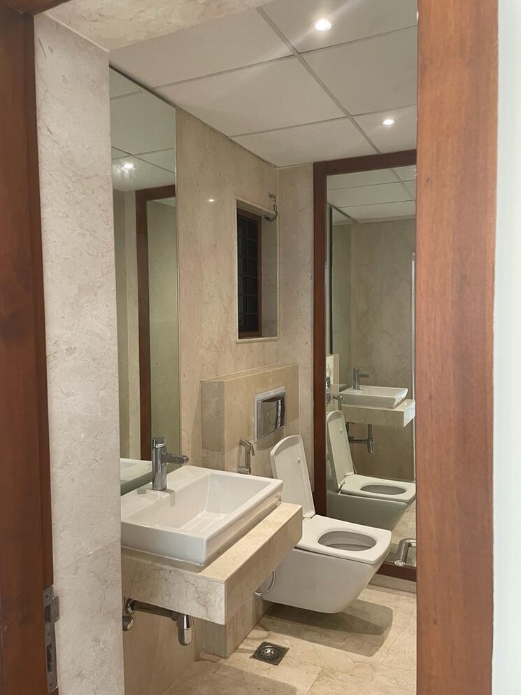 Bathroom, puravankara-purva-grande 4 Bedroom 5600 Sq.Ft. Penthouse In Ashok Nagar Bangalore 7822601
