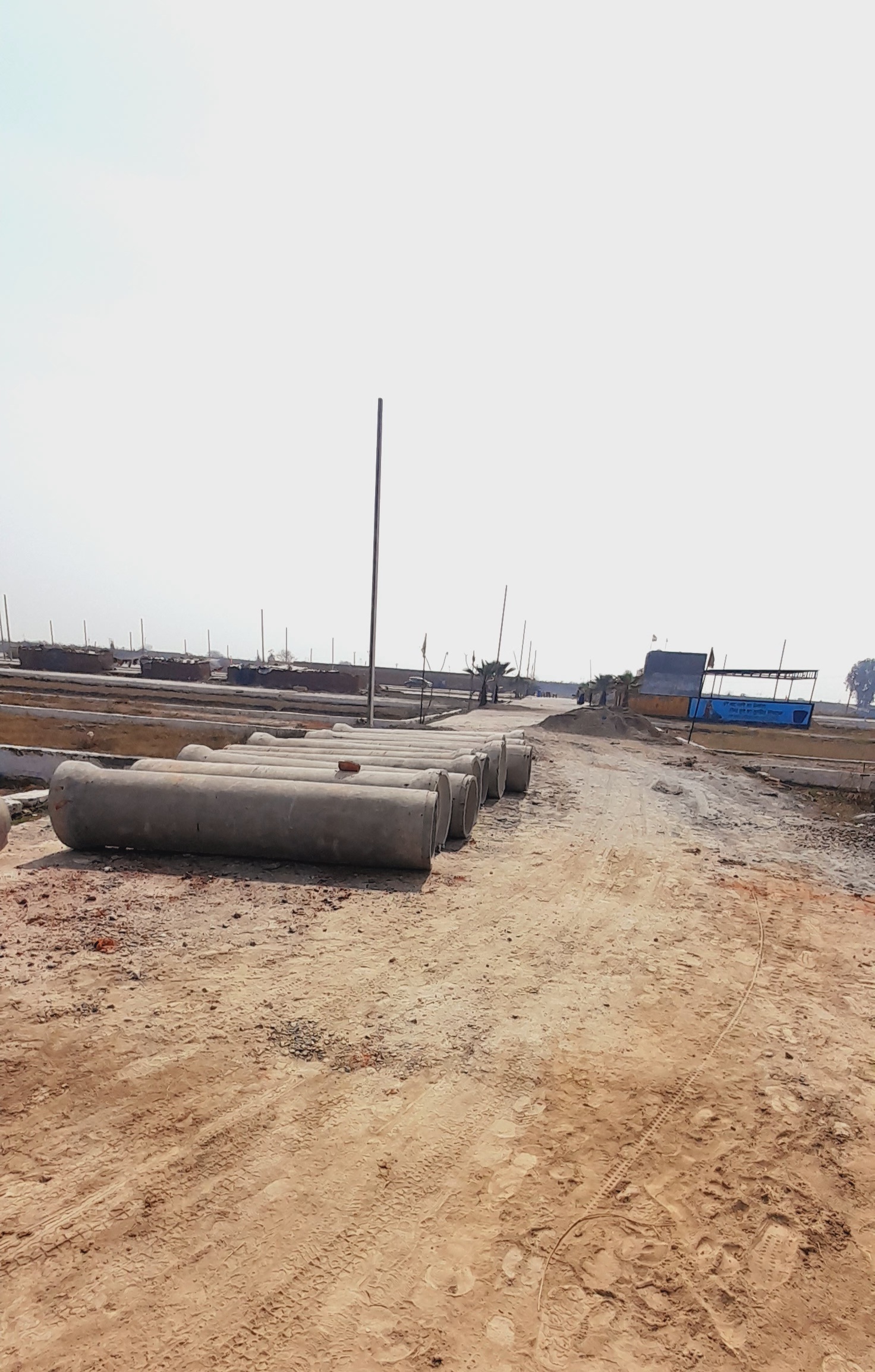 Plot For Sale in Plot For Sale Near Yamuna