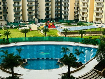 Swimming Pool in 3 BHK Apartment at Azeagaia Botanica, Vrindavan Yojna – for Sale