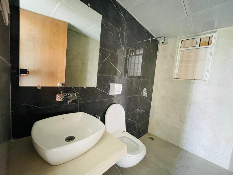 Bathroom, dosti-west-county-phase-4-dosti-pine 2 Bedroom 560 Sq.Ft. Apartment In Balkum Pada Thane 7822763