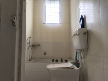Bathroom in 3 BHK Apartment at Radiant Plaza, Camp – for Rent