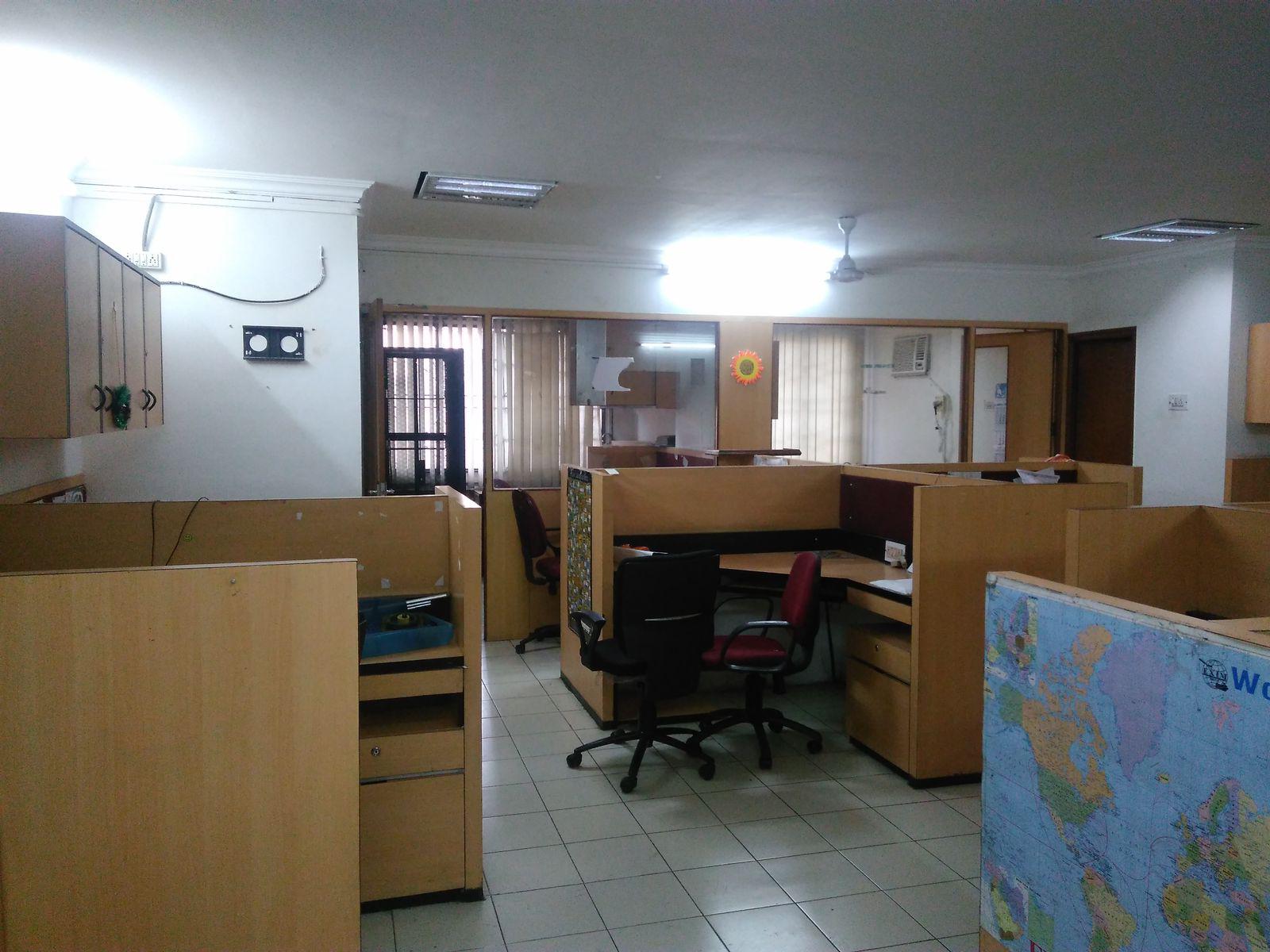 Retail Shop For Sale in Dainamic Grandeur