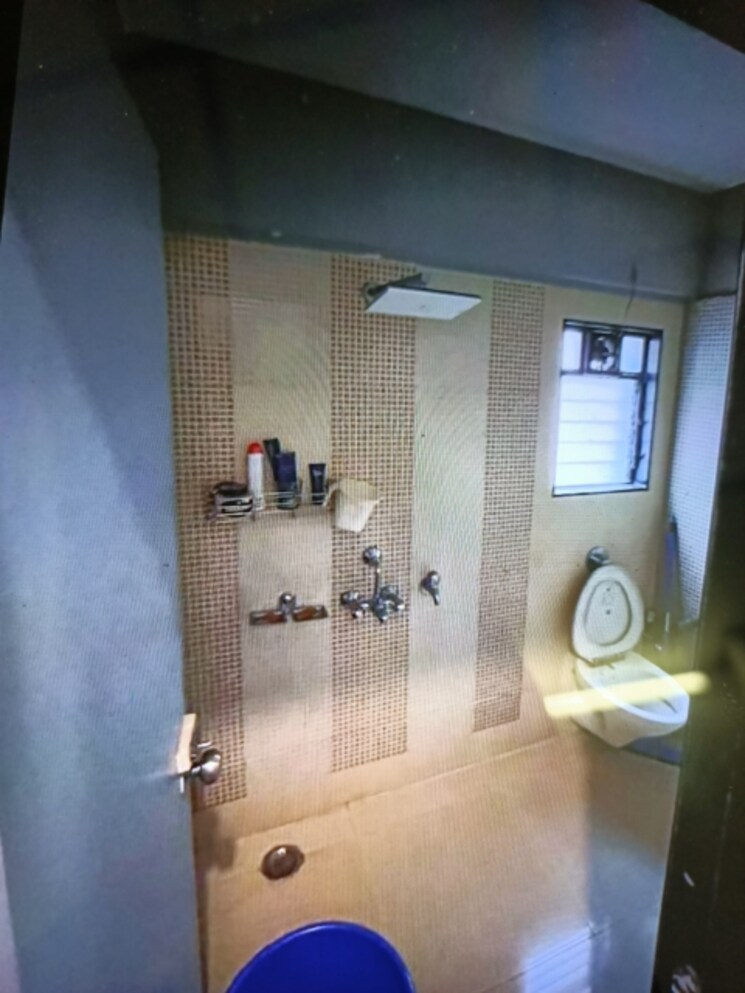Bathroom, green-acres-apartment 2 Bedroom 825 Sq.Ft. Apartment In Waghbil Thane 7823146