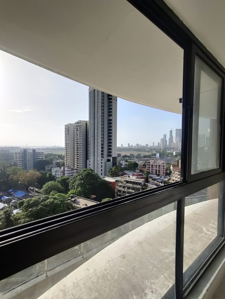 Balcony, agripada 4 Bedroom 1600 Sq.Ft. Apartment In Agripada Mumbai 7823157