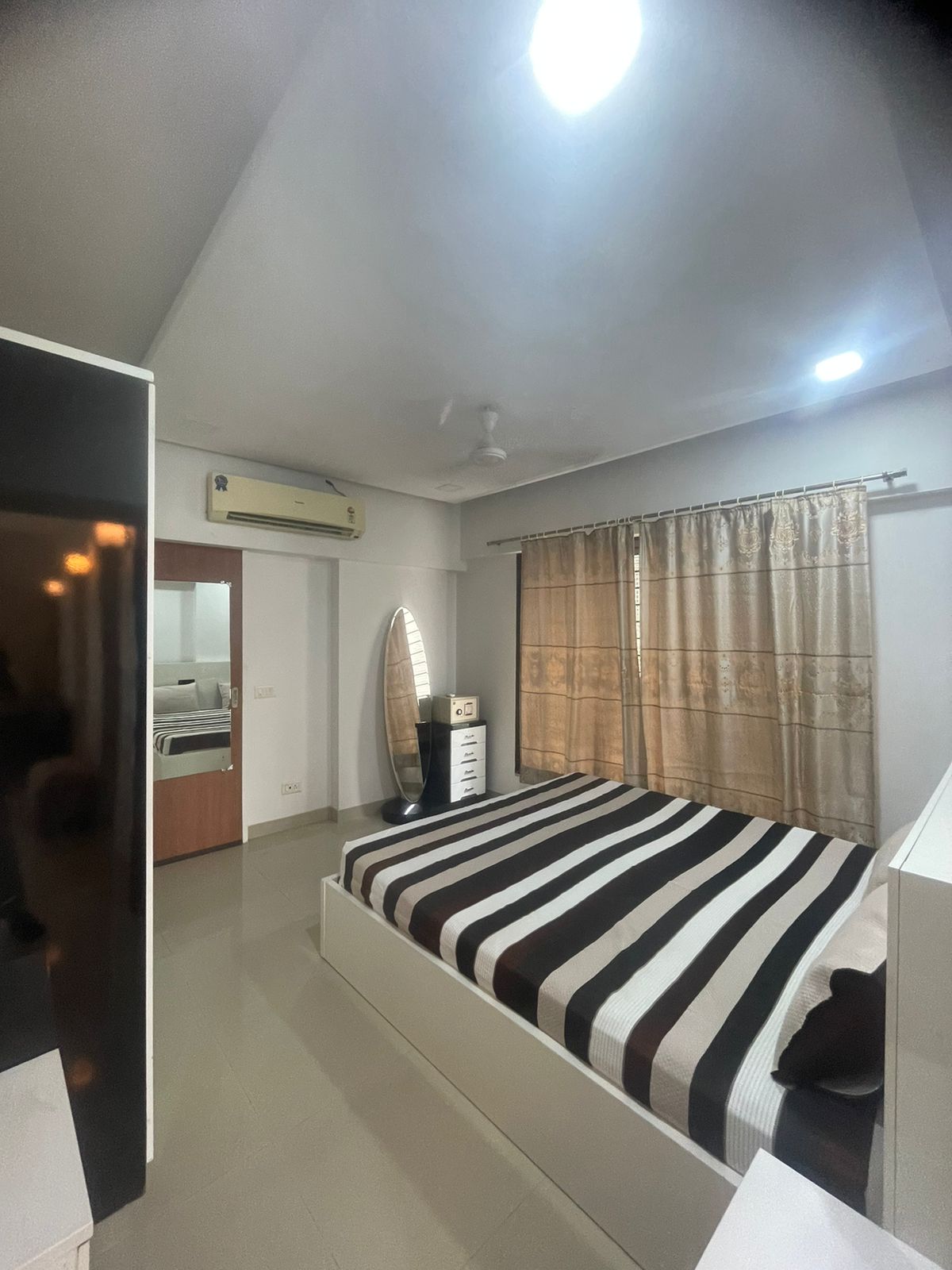 2 BHK Apartment For Sale in Ushus CHS