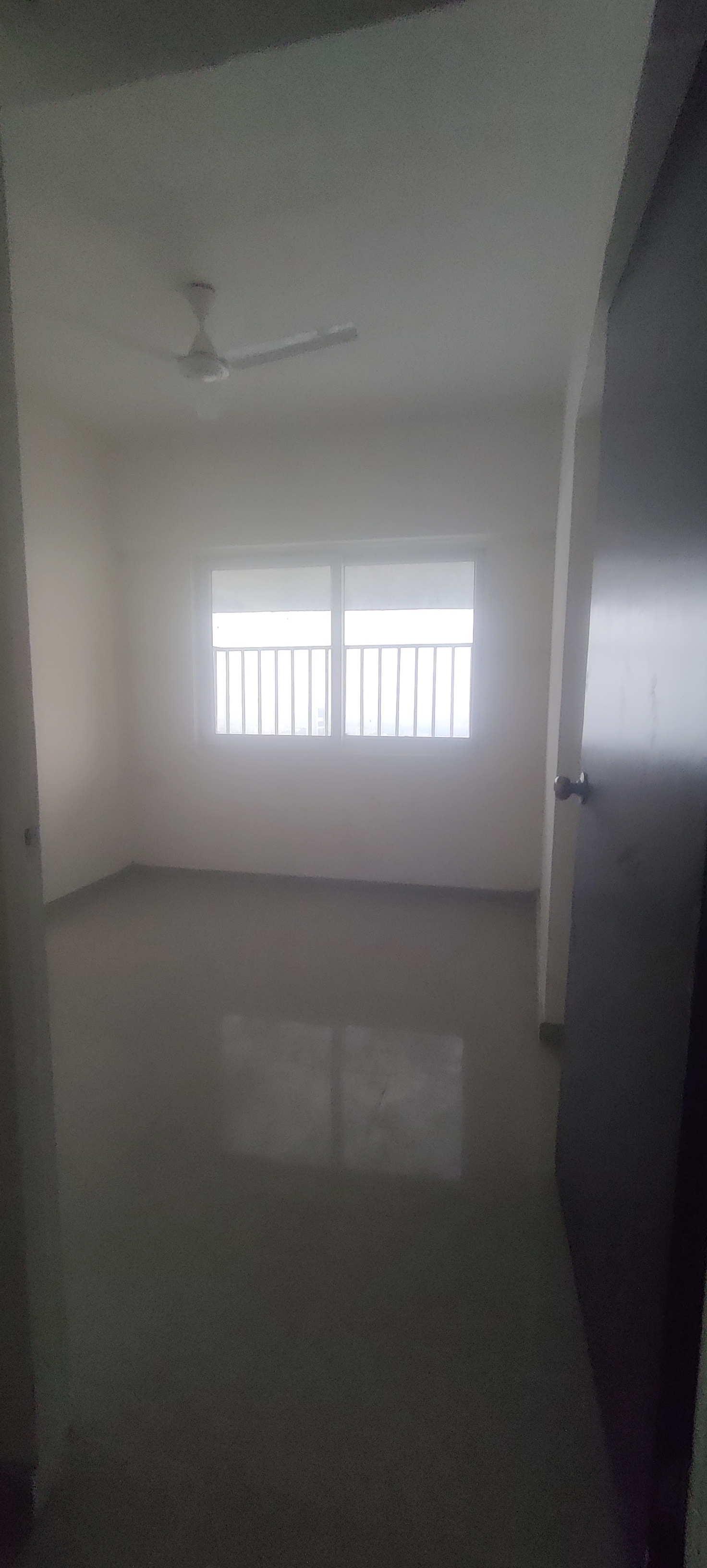 1 BHK Apartment For Sale in Sarah Continental Heights