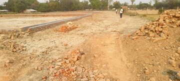  Plot For Sale in Alinagar