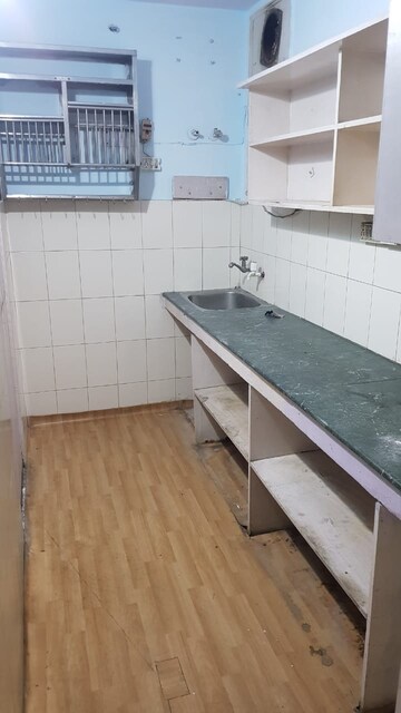 रेसिडेंशियल बिल्डर फ्लोर वर्ग फुट फॉर रेंट इन हौज़ खास दिल्ली  7823338