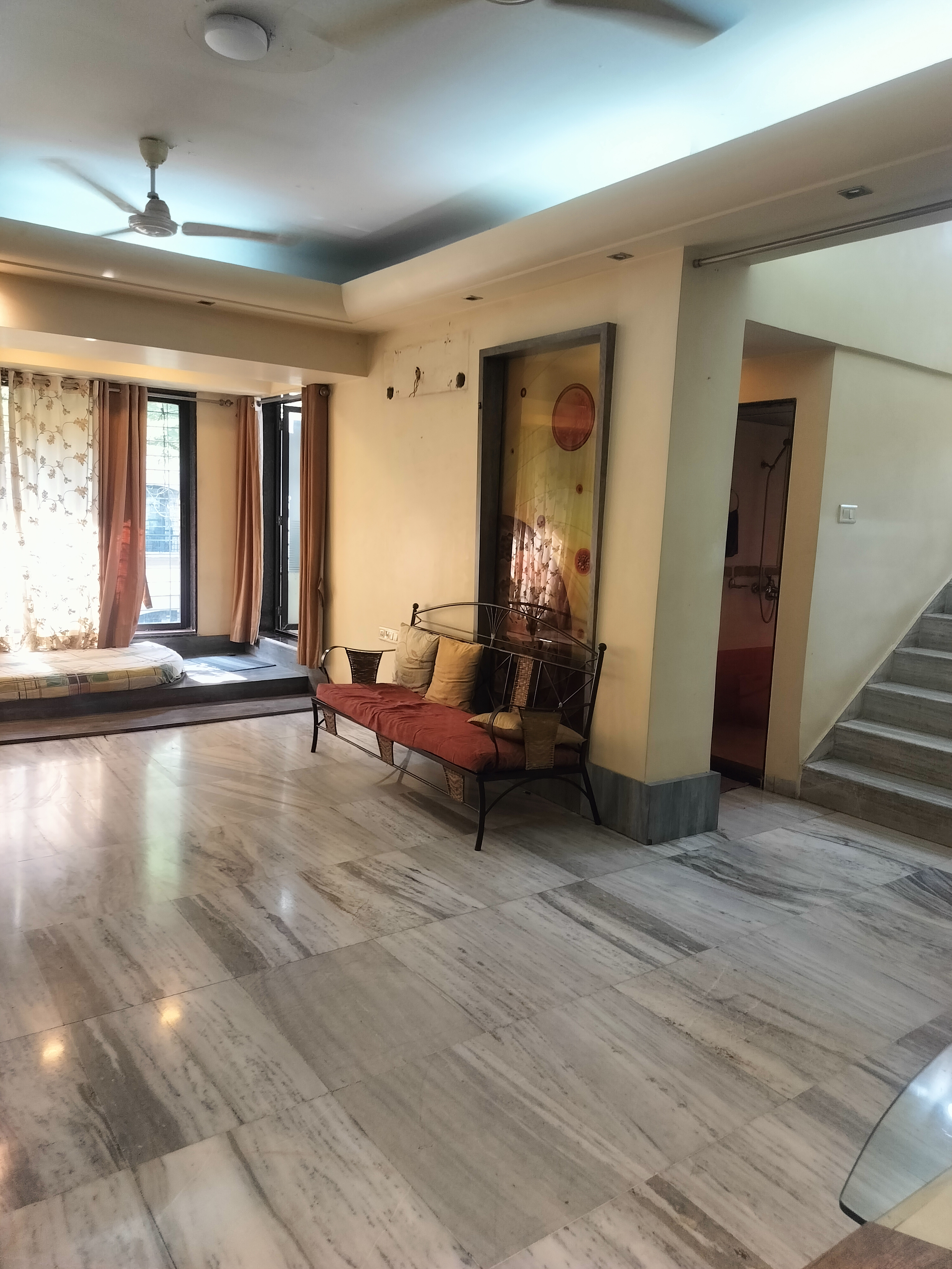 2 BHK Apartment For Sale in Garden Avenue