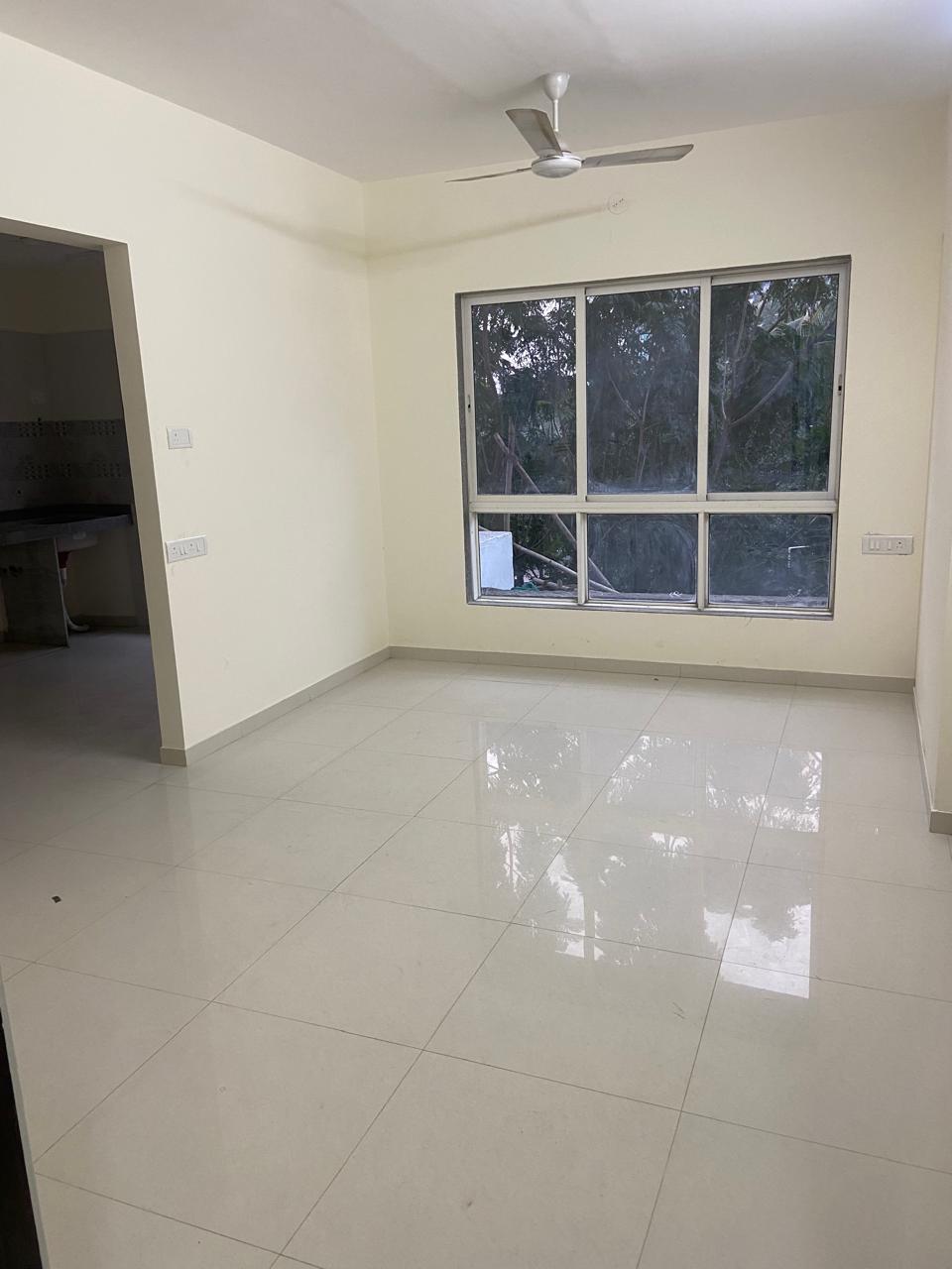 1 BHK Apartment For Sale in Shivam Building Sv Road S