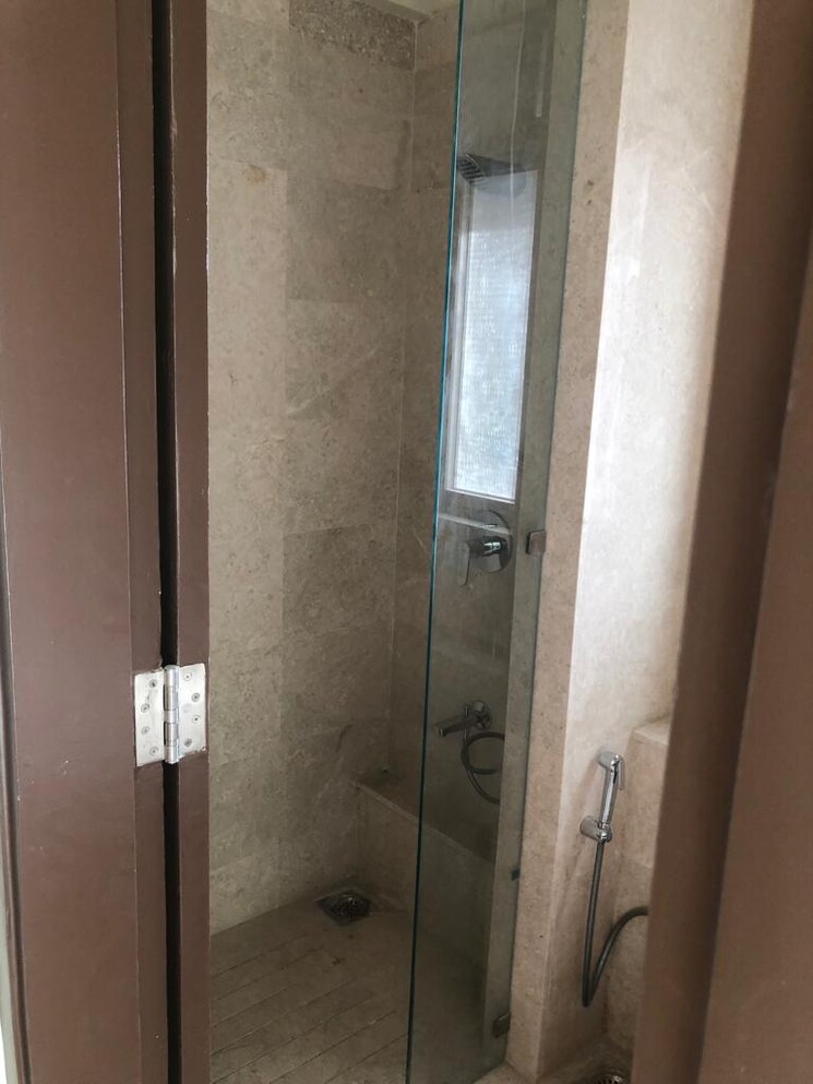 Bathroom, sheth-auris-serenity-tower-2 4 Bedroom 1648 Sq.Ft. Apartment In Malad West Mumbai 5097417