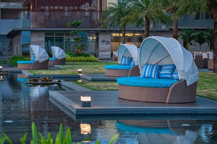 Swimming Pool, sheth-auris-serenity-tower-2 4 Bedroom 1648 Sq.Ft. Apartment In Malad West Mumbai 5097417