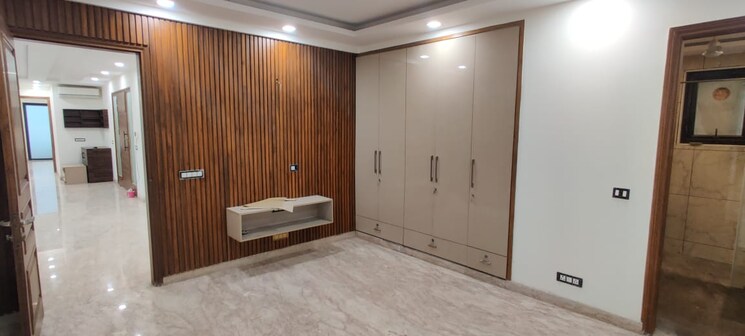 Room, south extension ii 4 Bedroom 4700 Sq.Ft. Builder Floor In South Extension ii Delhi 7823614