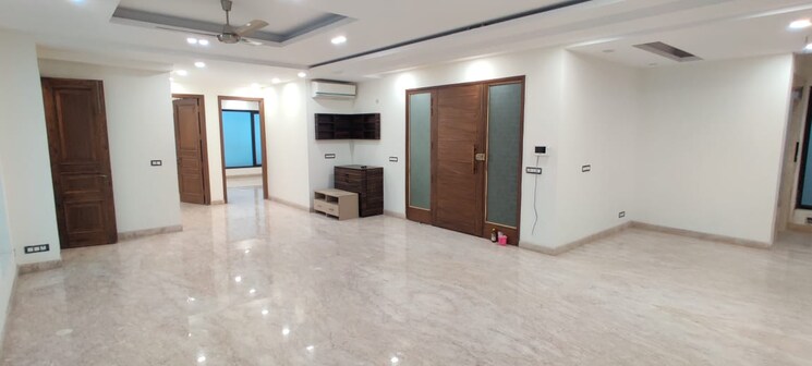 Room, south extension ii 4 Bedroom 4700 Sq.Ft. Builder Floor In South Extension ii Delhi 7823614