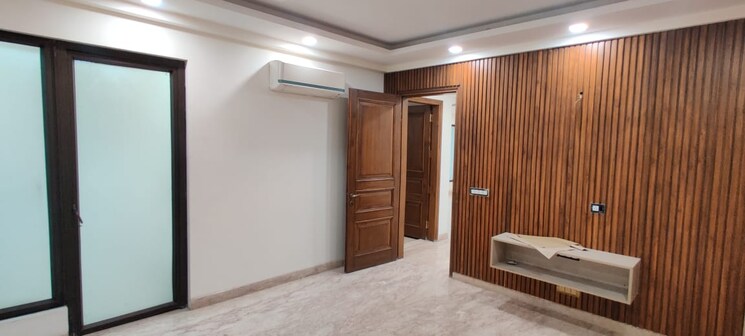 Room, south extension ii 4 Bedroom 4700 Sq.Ft. Builder Floor In South Extension ii Delhi 7823614
