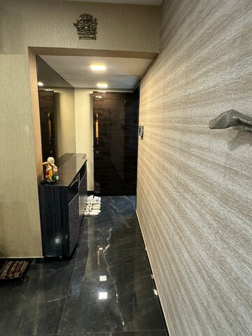 Furnished Amenities in 2 BHK Apartment at Lalani Grandeur, Goregaon East – for Rent