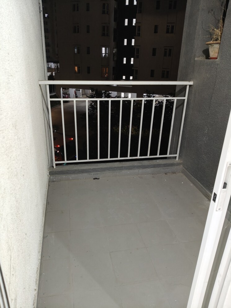 Balcony, godrej-greens 2 Bedroom 563 Sq.Ft. Apartment In Undri Pune 7823860