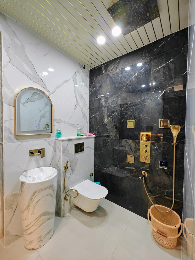 Attached Bathroom, sector 84 3.5 Bedroom 300 Sq.Yd. Builder Floor In Sector 84 Gurgaon 7823880