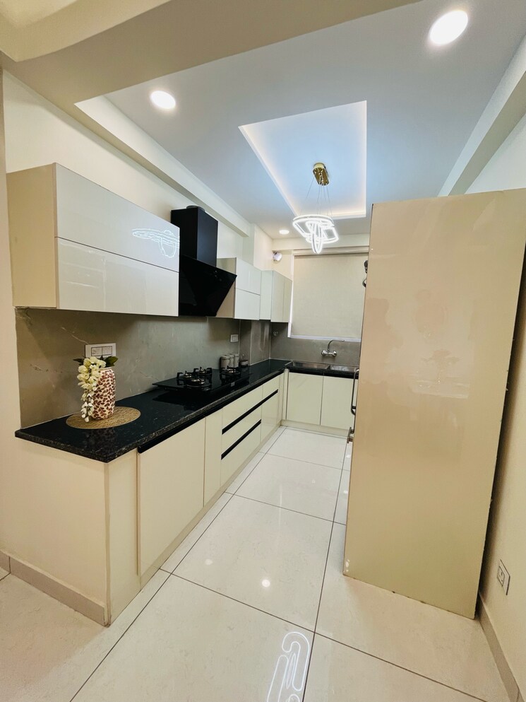 Kitchen, the-suman-marvelous 3 Bedroom 1895 Sq.Ft. Apartment In Vip Road Zirakpur 7823932