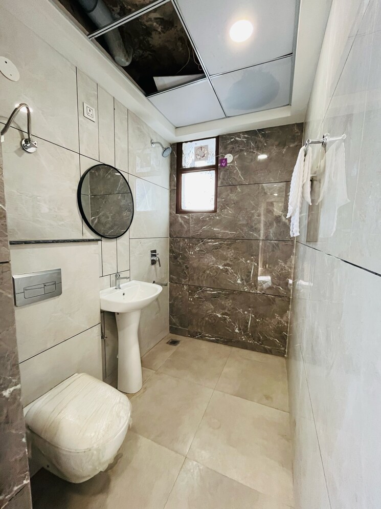 Bathroom, the-suman-marvelous 3 Bedroom 1895 Sq.Ft. Apartment In Vip Road Zirakpur 7823932