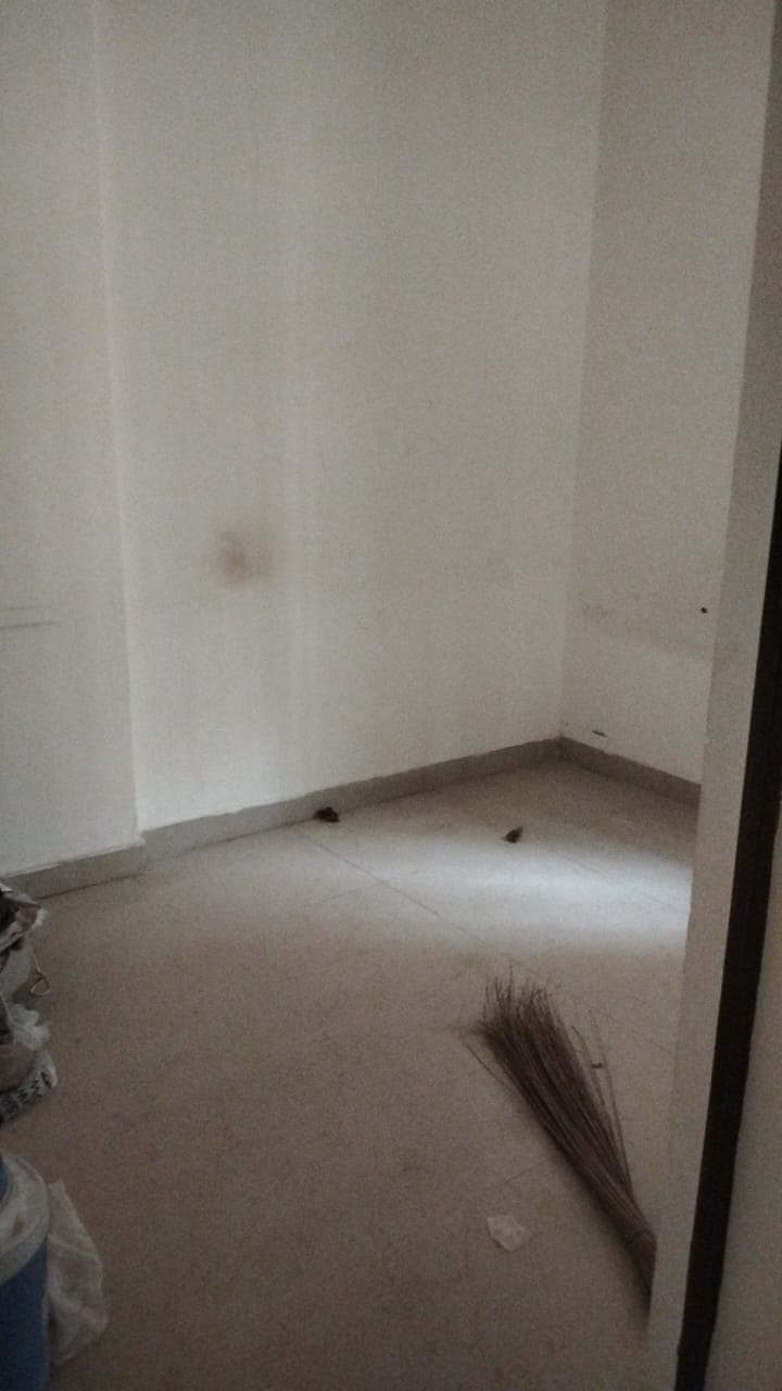 2 BHK Apartment For Sale in Trine Tower