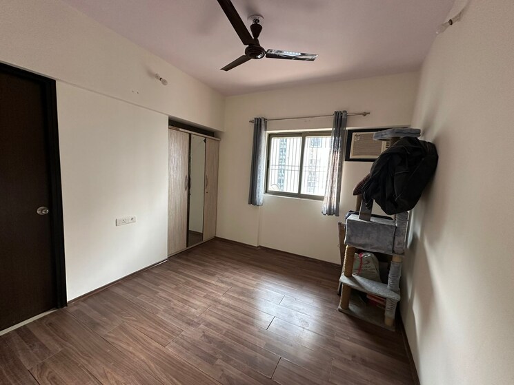 Room, lodha-splendora 3 Bedroom 952 Sq.Ft. Apartment In Ghodbunder Road Thane 7823905