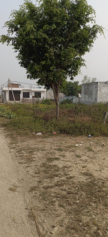 Plot Area in  Plot at Gomti Nagar – for Sale