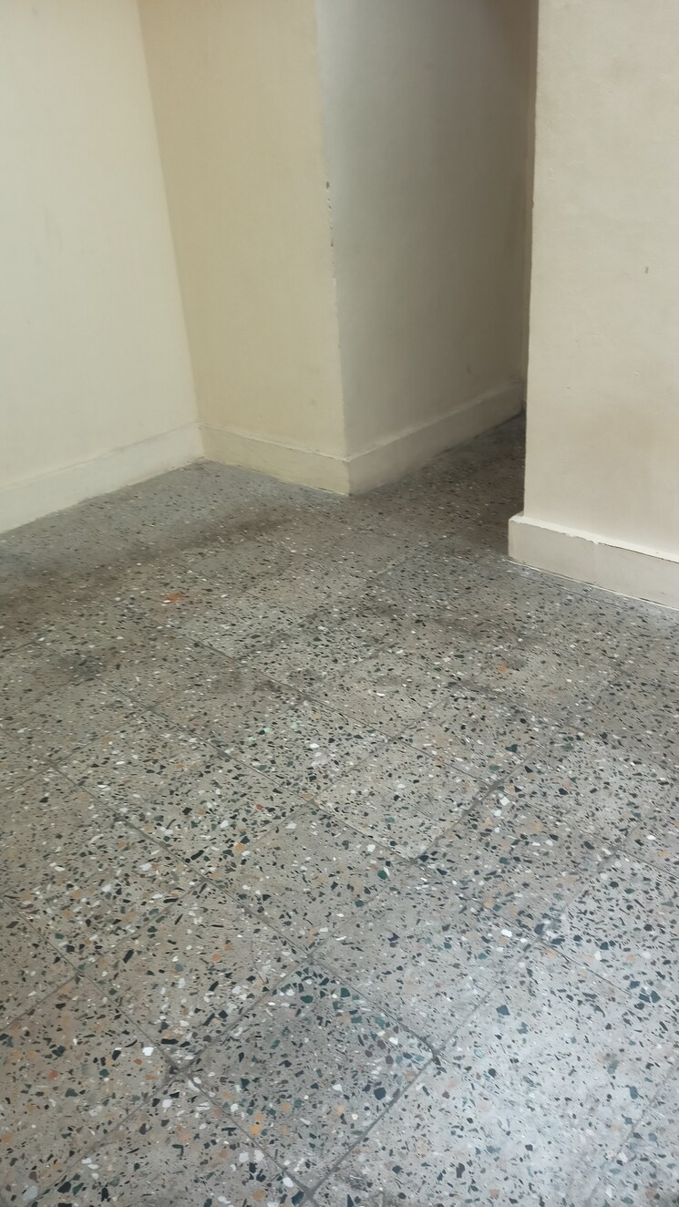 Room, siddhivinayak-keshar 1 Bedroom 450 Sq.Ft. Apartment In Somwar Peth Pune 7824028