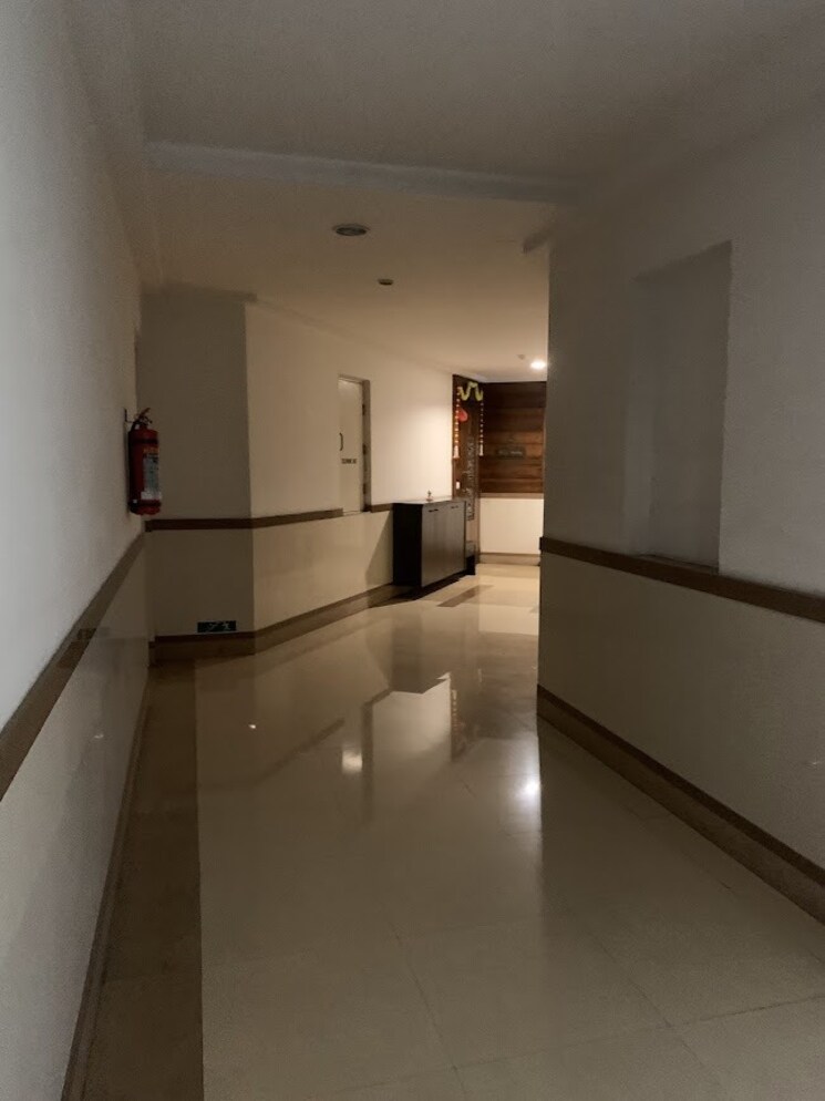 undefined, hiranandani-meadows 2.5 Bedroom 980 Sq.Ft. Apartment In Manpada Thane 7824064