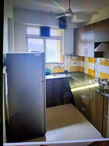 रेसिडेंशियल फ्लैट वर्ग फुट फॉर रेंट इन मनपाडा थाने  7824107