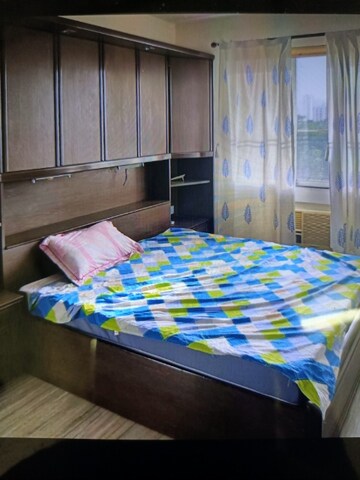 रेसिडेंशियल फ्लैट वर्ग फुट फॉर रेंट इन मनपाडा थाने  7824107