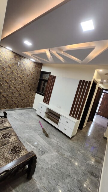 Living Room in 2 BHK Builder Floor at Uttam Nagar – for Rent