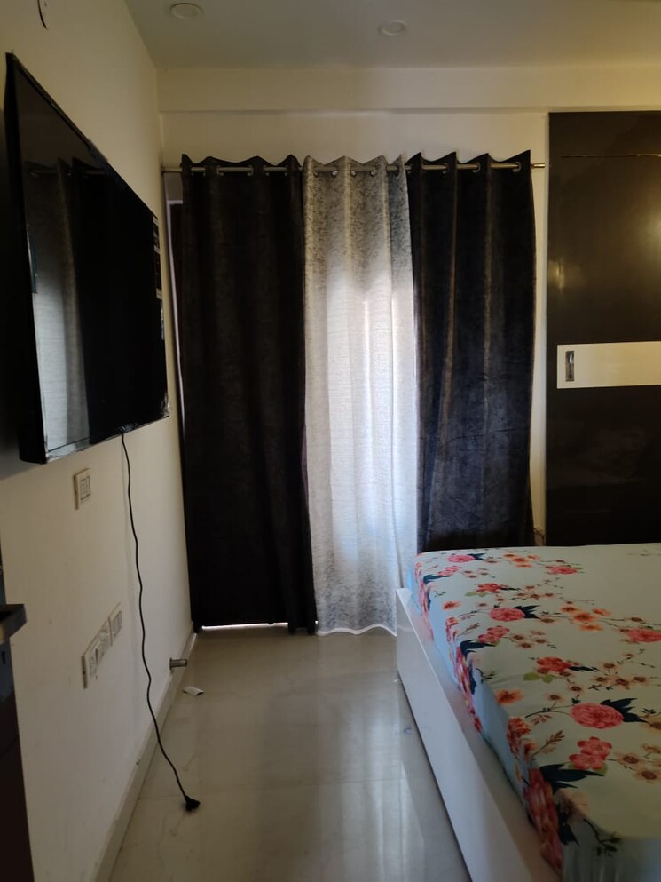 Bedroom, peer mucchalla 3 Bedroom 1050 Sq.Ft. Builder Floor In Peer Mucchalla Zirakpur 7824227