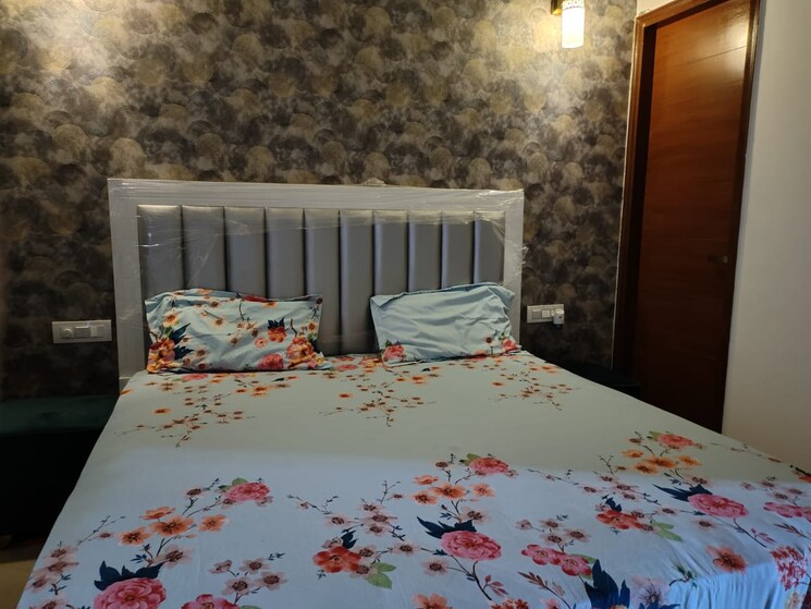 Bedroom, peer mucchalla 3 Bedroom 1050 Sq.Ft. Builder Floor In Peer Mucchalla Zirakpur 7824227