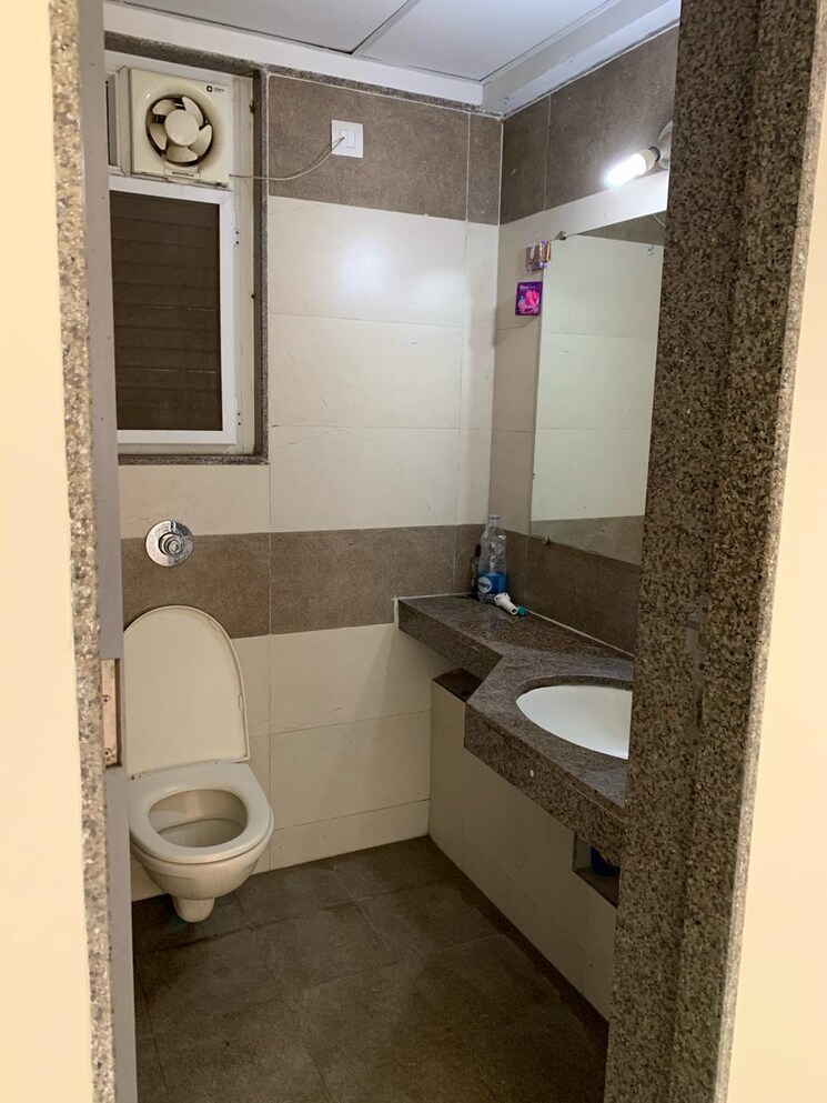 Bathroom, rising-landscapes 3 Bedroom 1500 Sq.Ft. Apartment In Mohammadwadi Pune 7824395
