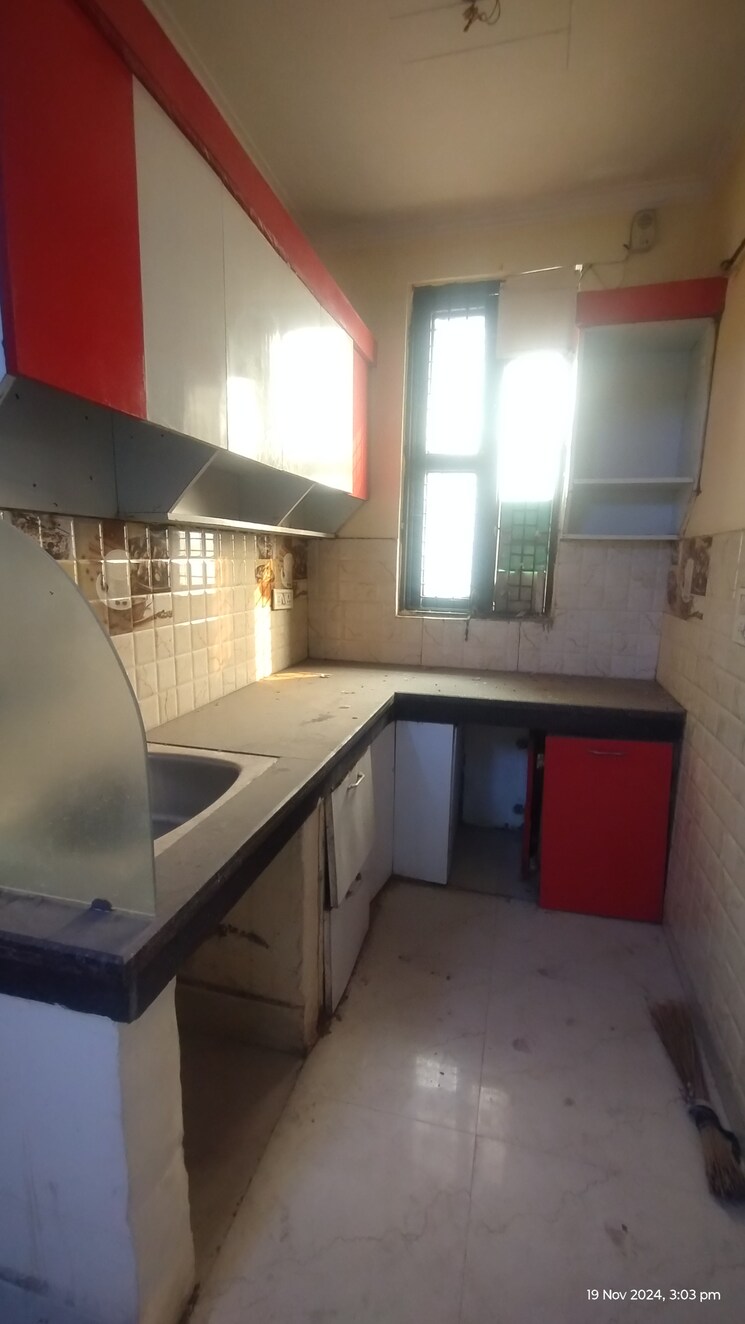 Kitchen, uttam nagar 2 Bedroom 60 Sq.Yd. Builder Floor In Uttam Nagar Delhi 7825530