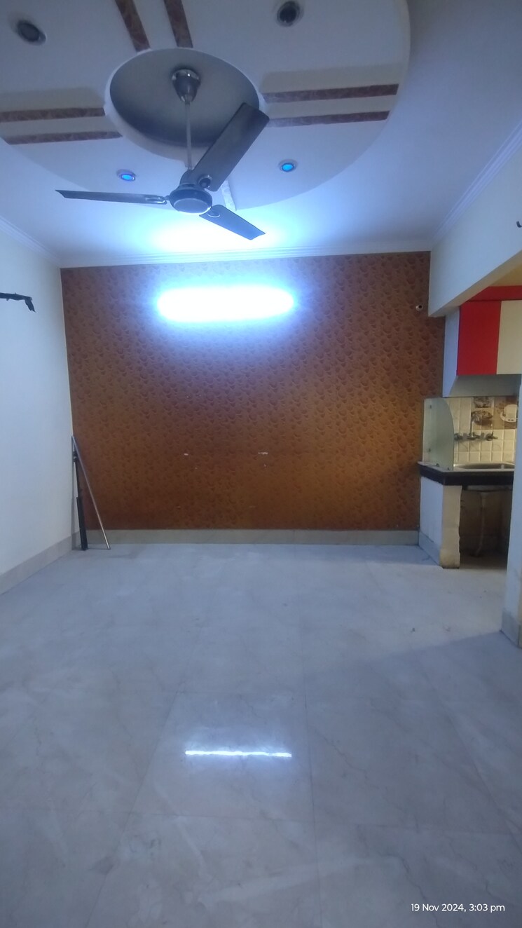 Room, uttam nagar 2 Bedroom 60 Sq.Yd. Builder Floor In Uttam Nagar Delhi 7825530